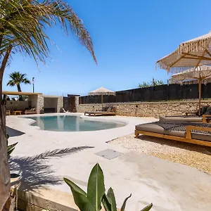  Affittacamere Cala Coralli Italia