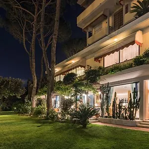 Andreaneri 3* Marina di Pietrasanta